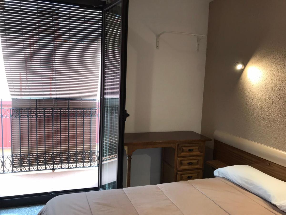 Hostal Radio Barcelona Exteriör bild