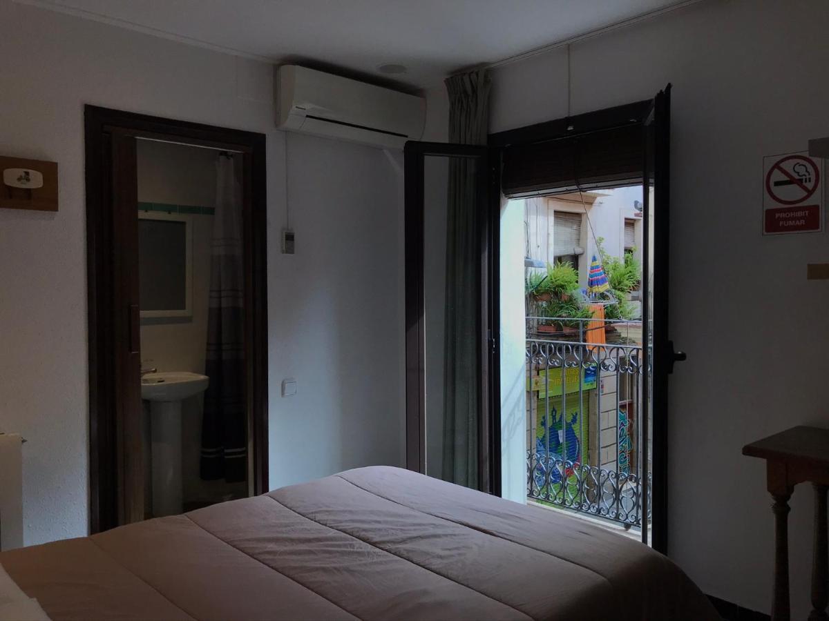 Hostal Radio Barcelona Exteriör bild