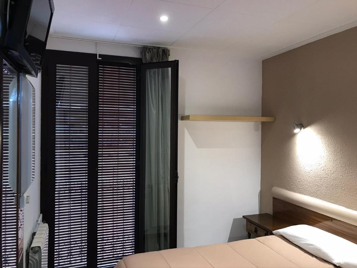 Hostal Radio Barcelona Exteriör bild