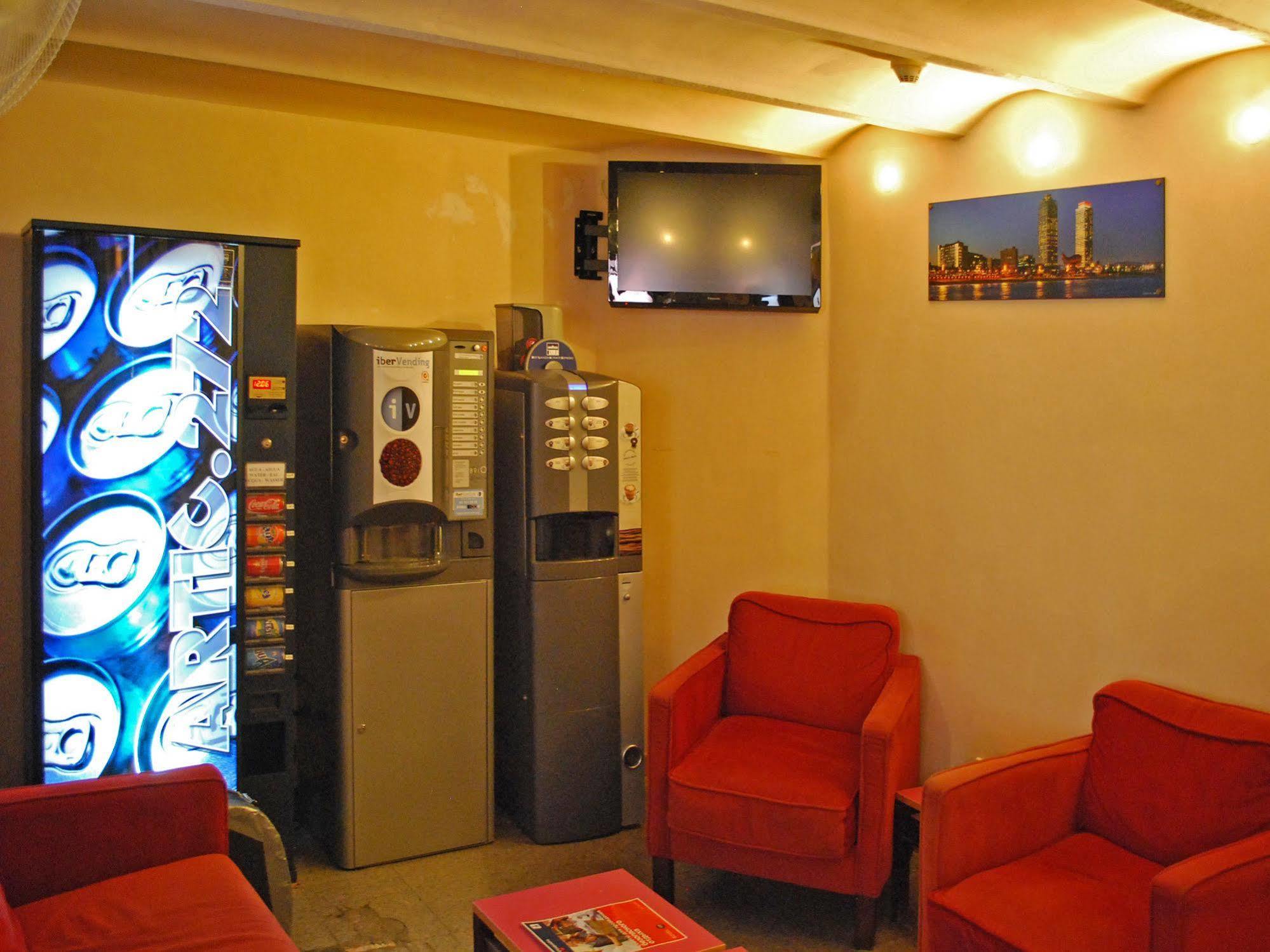 Hostal Radio Barcelona Exteriör bild